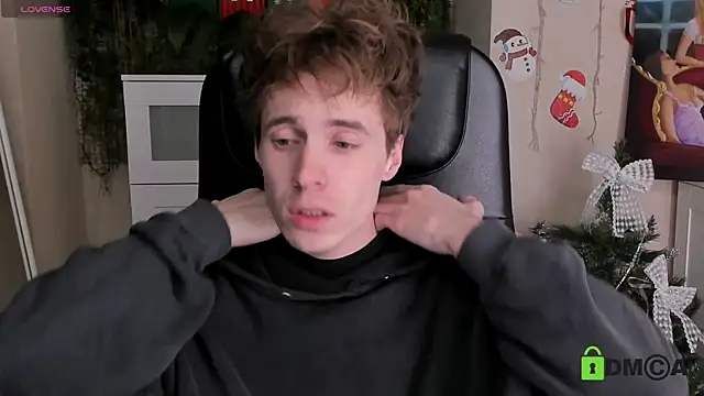 Snapshot of _tokyo_ghoul chatting on 01.10.26 tokyo ghoul online show from 01.10.26