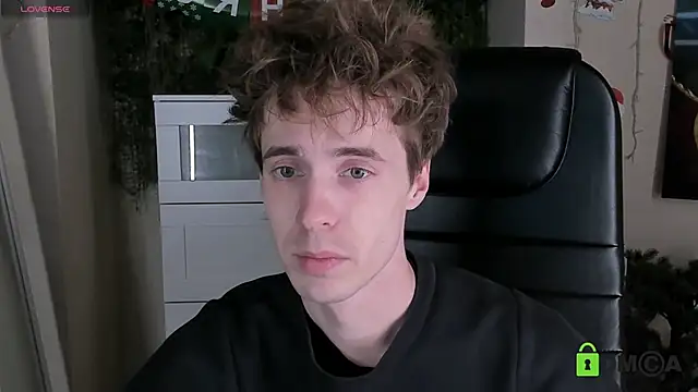 Snapshot of _tokyo_ghoul chatting on 01.17.26 tokyo ghoul online show from 01.17.26