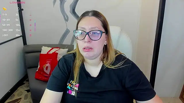 Snapshot of NiickyJones chatting on 03.16.25 NiickyJones online show from 03.16.25