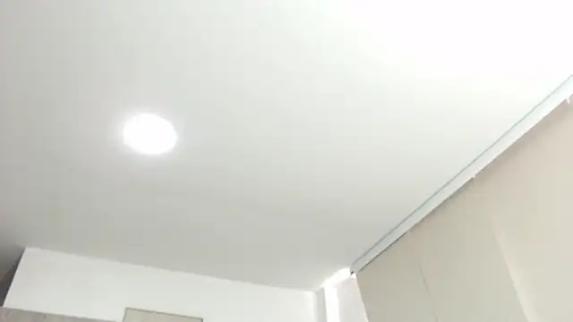 Snapshot of AmbarSofhia chatting on 10.28.25 AmbarSofhia online show from 10.28.25