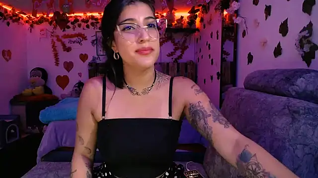 azahar  ziiz online show from 02.10.25