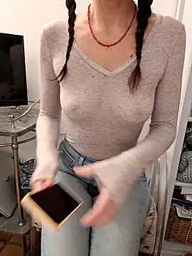 Silvia Zeno online show from 11.22.25