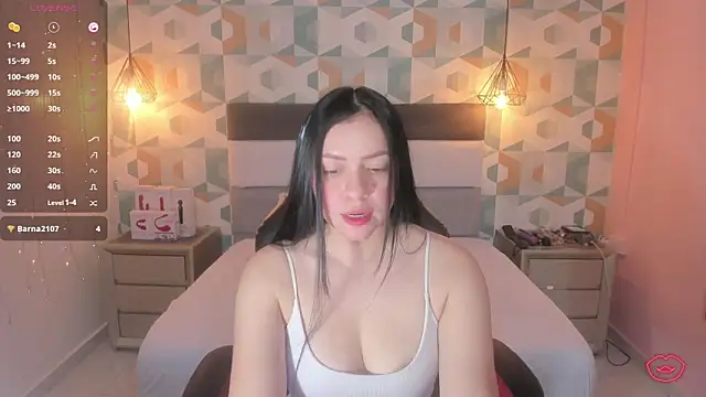 Snapshot of megancero chatting on 01.27.25 megancero online show from 01.27.25