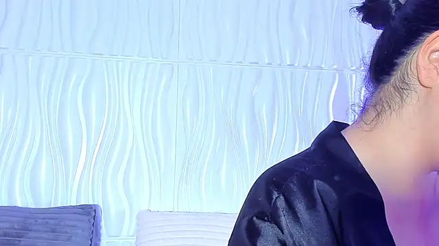 Abby  colins online show from 04.15.26