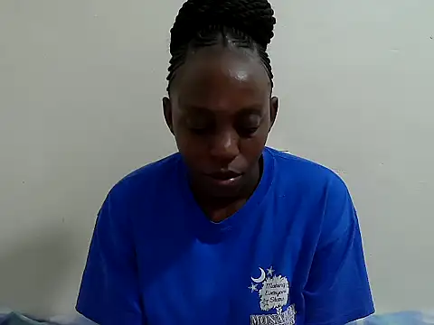 Snapshot of lizbela1 chatting on 06.21.26 lizbela1 online show from 06.21.26