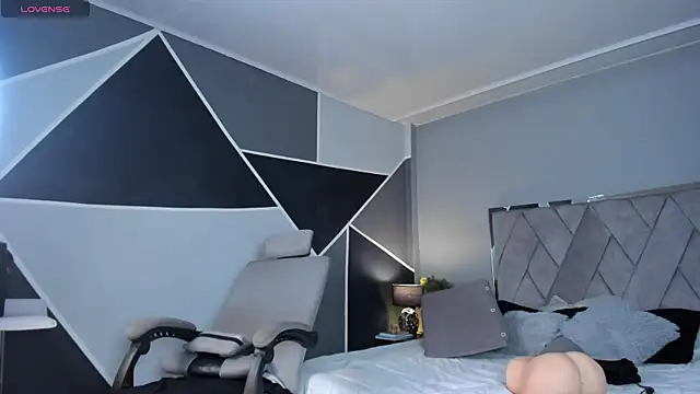 Markbrown online show from 12.15.24