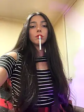 Felicia smok3 online show from 10.04.25