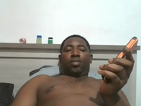 Snapshot of Tonton1988 chatting on 03.01.26 Tonton1988 online show from 03.01.26
