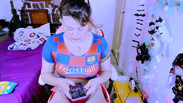 SofiaOlivares online show from 09.22.25