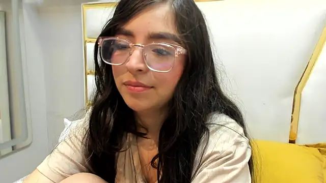 Snapshot of Eva_Macalliter chatting on 03.09.25 Eva Macalliter online show from 03.09.25