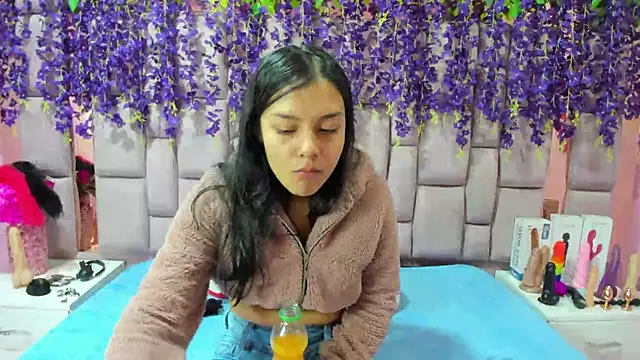 Bich Anal  online show from 12.21.24