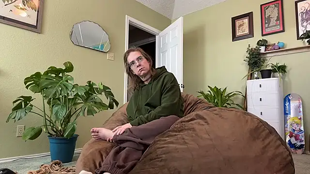 Linzy 19 online show from 02.03.26