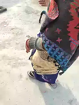 COUPLLE VILLAGE online show from 01.11.25