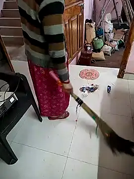 COUPLLE VILLAGE online show from 01.13.25