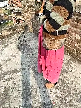 COUPLLE VILLAGE online show from 11.25.25