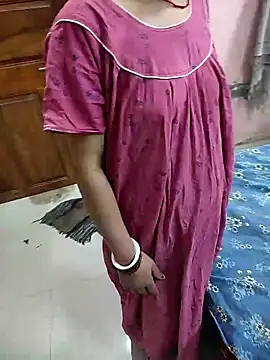 COUPLLE VILLAGE online show from 03.22.26