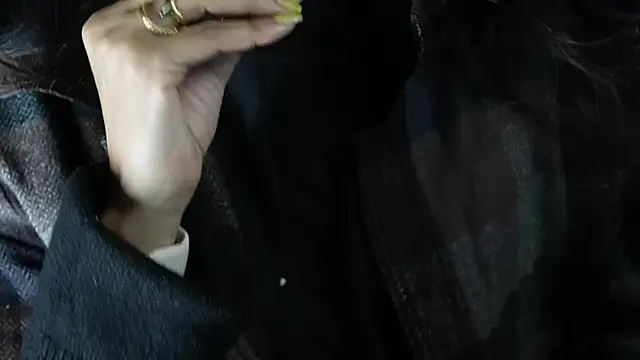 Snapshot of -AyeshaSinghania- chatting on 12.27.24 -AyeshaSinghania- online show from 12.27.24