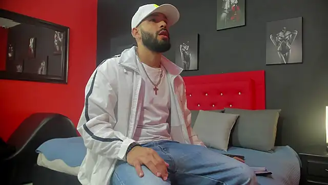 Snapshot of Thiagogomez chatting on 09.26.25 Thiagogomez online show from 09.26.25