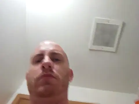 Snapshot of Hydro-Blastz chatting on 03.11.25 Hydro-Blastz online show from 03.11.25