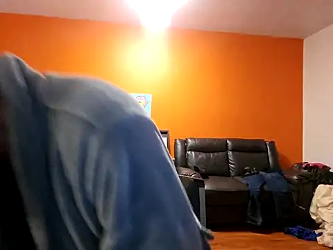 Snapshot of Hydro-Blastz chatting on 03.23.25 Hydro-Blastz online show from 03.23.25