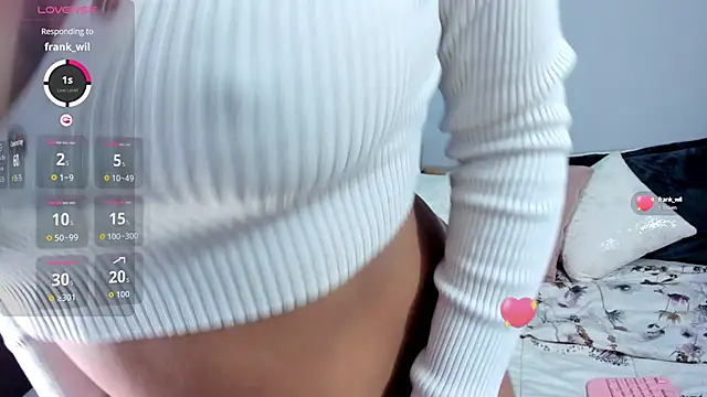 Snapshot of kissacute chatting on 10.14.25 kissacute online show from 10.14.25