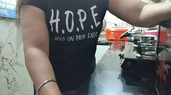 bhabhisexxy 880 online show from 03.10.25