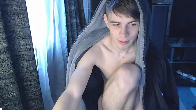 Student Oliver online show from 11.26.25