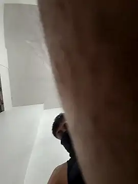 Snapshot of Lun4chuut chatting on 05.22.26 Lun4chuut online show from 05.22.26