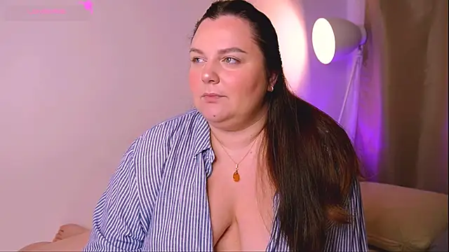 Snapshot of ameliaminkx chatting on 03.06.25 ameliaminkx online show from 03.06.25