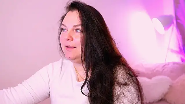 Snapshot of ameliaminkx chatting on 11.16.25 ameliaminkx online show from 11.16.25