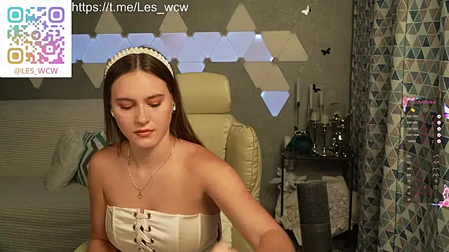 HarleyDeess online show from 11.04.25