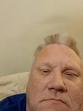 Snapshot of Jbirdb48 chatting on 11.06.25 Jbirdb48 online show from 11.06.25