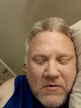 Snapshot of Jbirdb48 chatting on 11.14.25 Jbirdb48 online show from 11.14.25