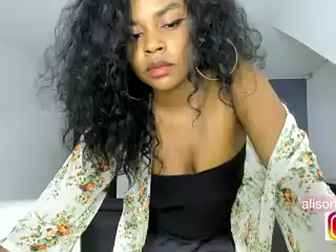 Snapshot of alison-ker3 chatting on 12.04.24 alison-ker3 online show from 12.04.24