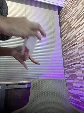 Snapshot of Mau_White chatting on 03.16.25 Mau White online show from 03.16.25