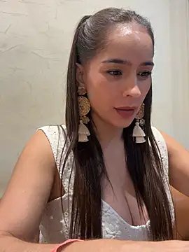 Mau White online show from 05.23.26