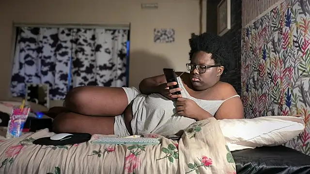 Yagurl  west online show from 01.15.26