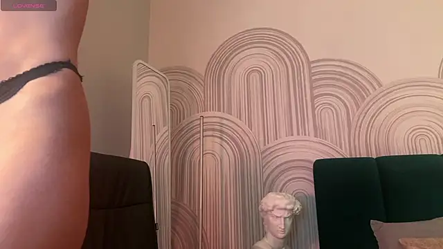 viviann evans online show from 04.17.26