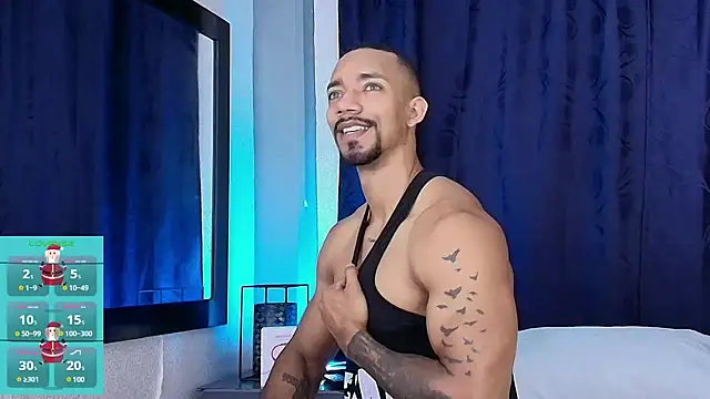 Snapshot of Manolo_Hot1 chatting on 12.12.24 Manolo Hot1 online show from 12.12.24