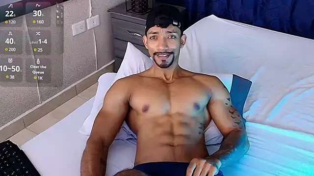 Snapshot of Manolo_Hot1 chatting on 03.01.25 Manolo Hot1 online show from 03.01.25