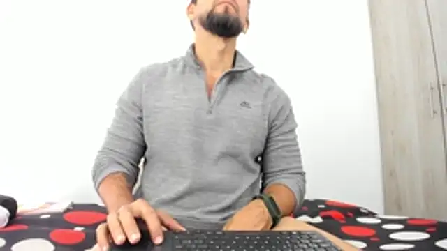 Snapshot of JULESLAKES chatting on 12.21.25 JULESLAKES online show from 12.21.25