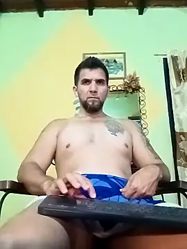 Snapshot of JULESLAKES chatting on 02.05.26 JULESLAKES online show from 02.05.26