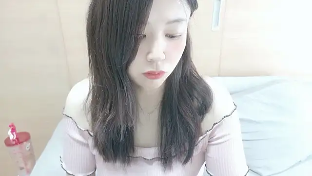 Snapshot of Arisa__ chatting on 05.05.26 Arisa online show from 05.05.26