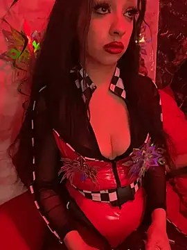 Snapshot of Katalinastarr chatting on 12.22.24 Katalinastarr online show from 12.22.24