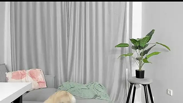 sarahphyllis online show from 09.23.25