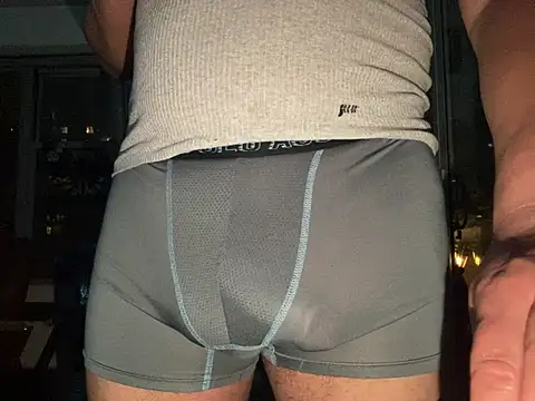 Snapshot of ThickDick_Daddy chatting on 07.18.26 ThickDick Daddy online show from 07.18.26