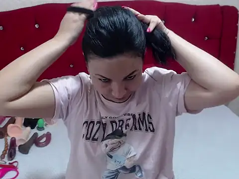 AdaFawxx online show from 09.22.25