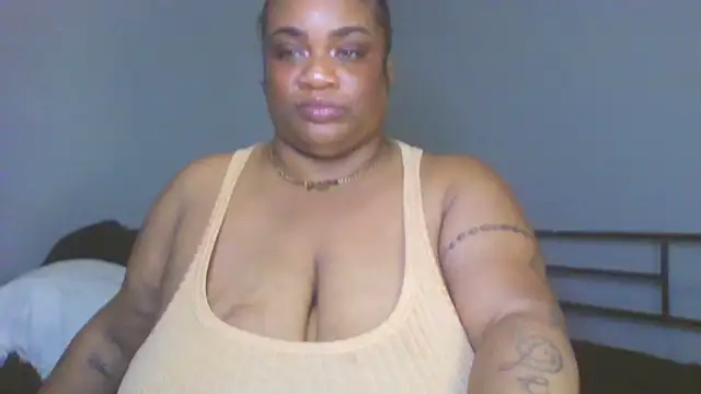 Snapshot of NaughtyHottieBBW chatting on 06.21.26 NaughtyHottieBBW online show from 06.21.26