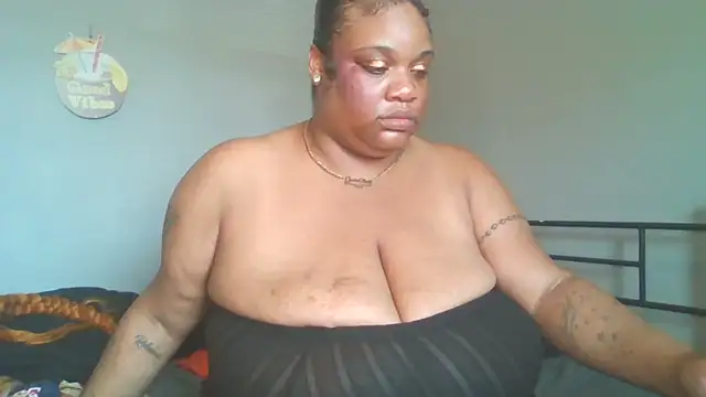 Snapshot of NaughtyHottieBBW chatting on 07.19.26 NaughtyHottieBBW online show from 07.19.26