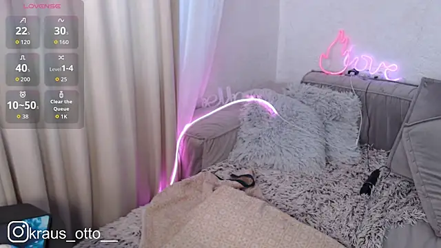 Snapshot of mrs_kitty69 chatting on 02.23.26 mrs kitty69 online show from 02.23.26